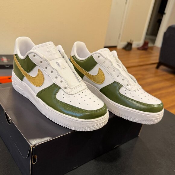 Nike Air Force 1 '07 Custom Hand Painted - Picture 1 of 11
